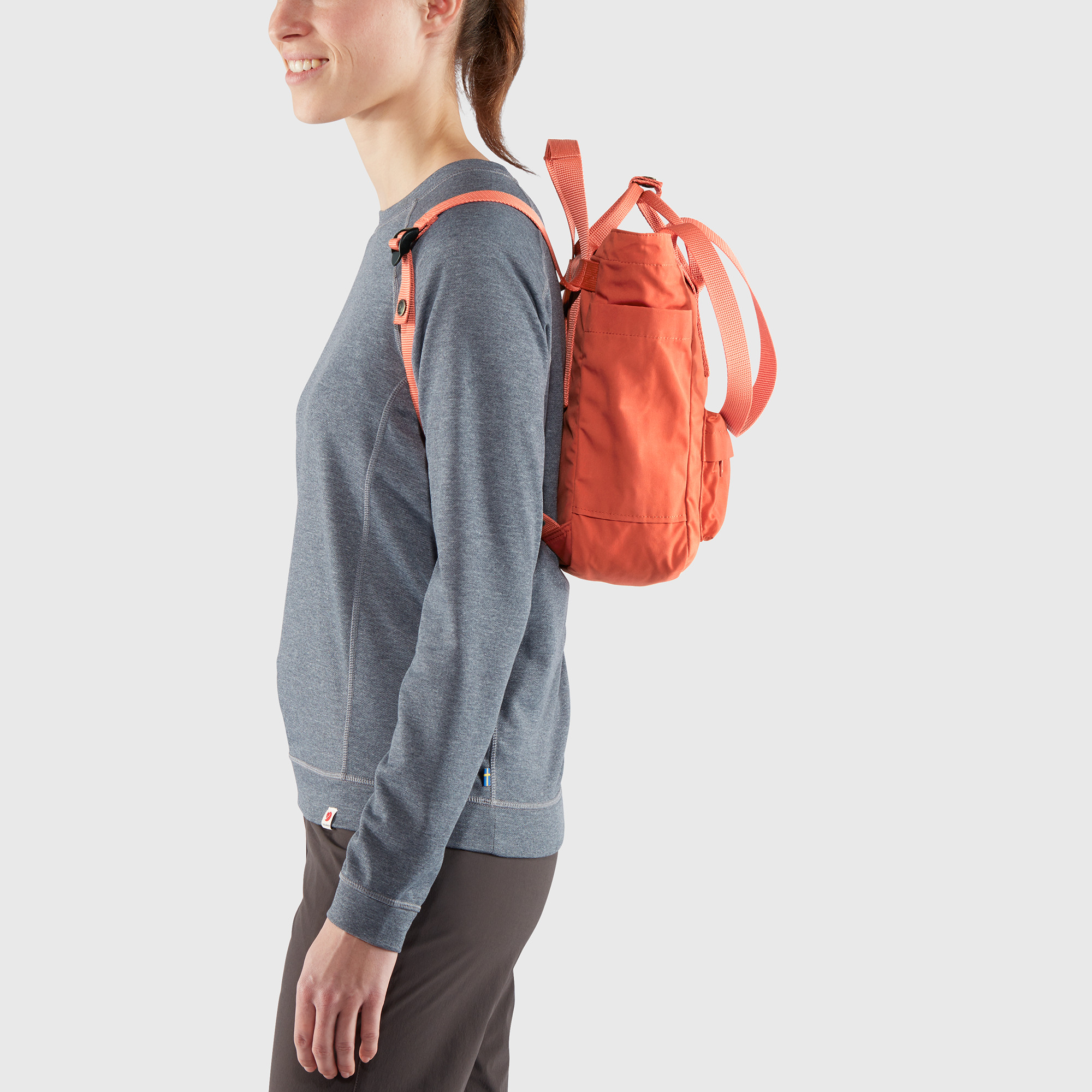 Kanken Totepack Mini Backpack with Tablet Sleeve for Everyday Use and Travel Fjallraven Frost Green 