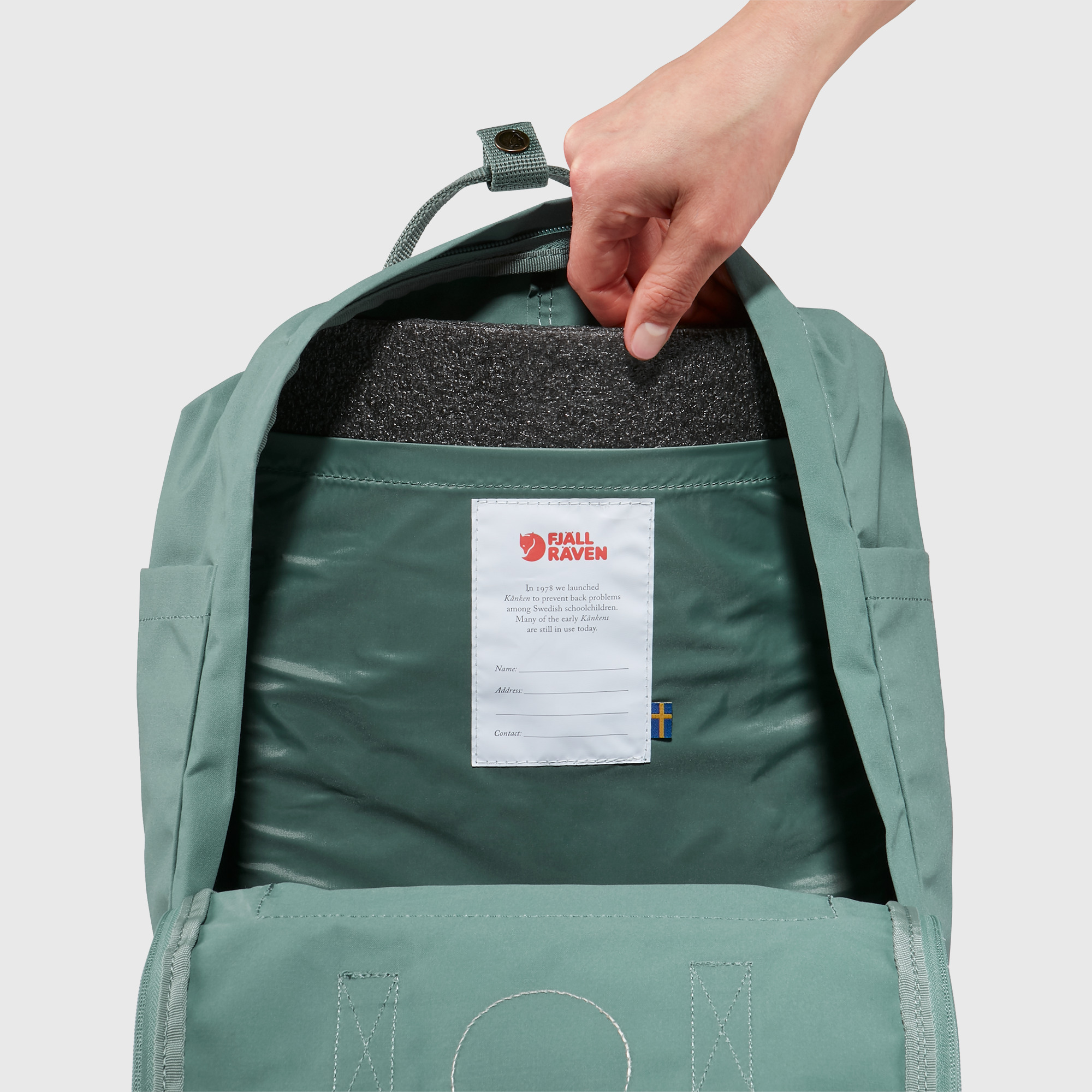 Fjallraven Kanken Classic Backpack for Everyday 