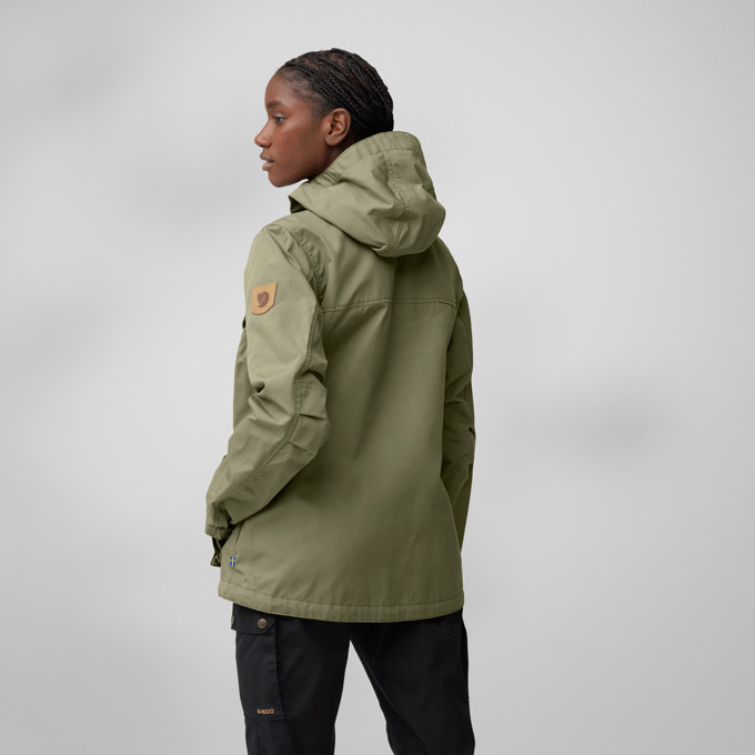 - Fjällräven Women\'s Greenland Jacket